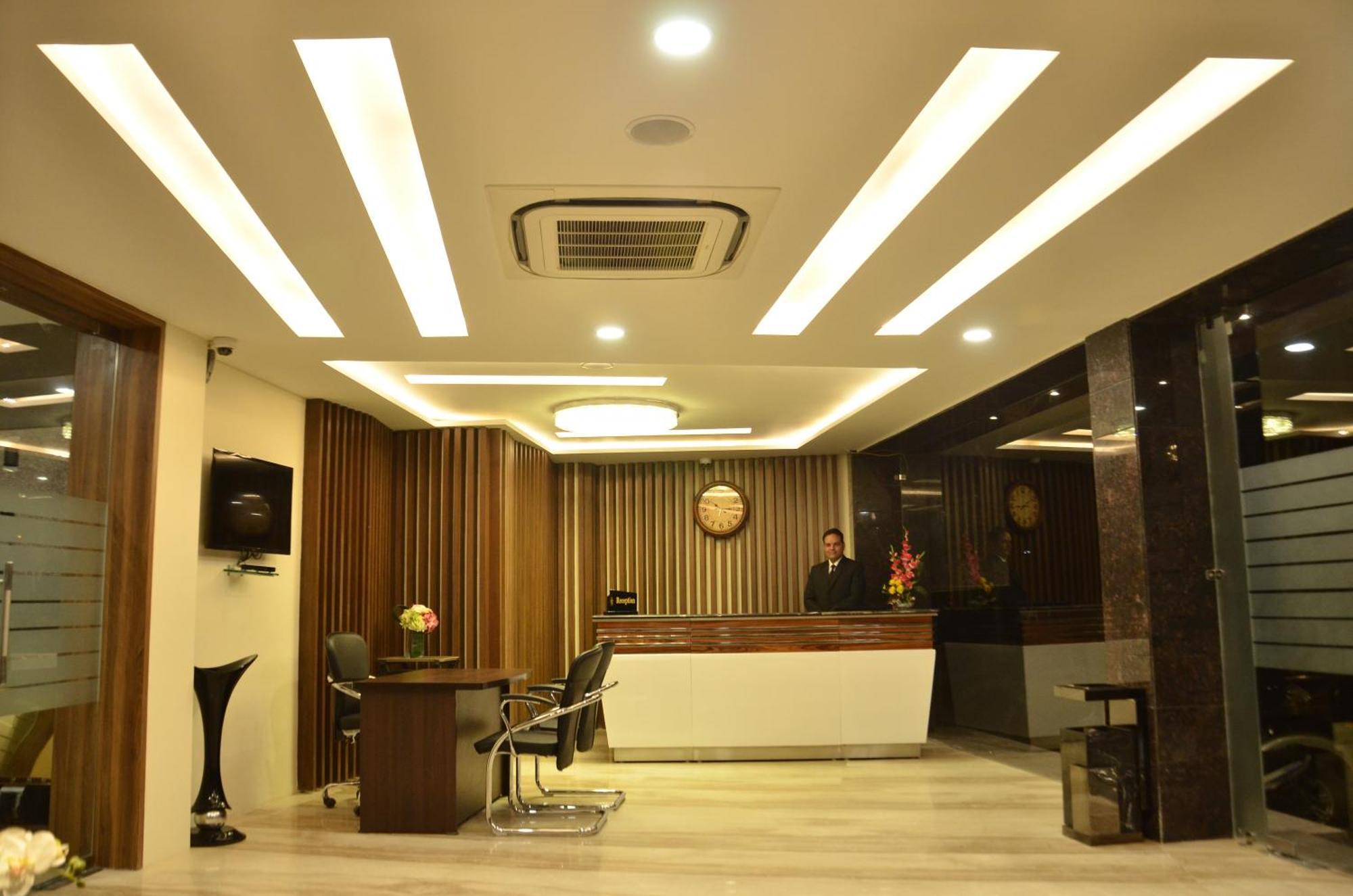 Hotel The Ved Mantra Gwalijar Zewnętrze zdjęcie